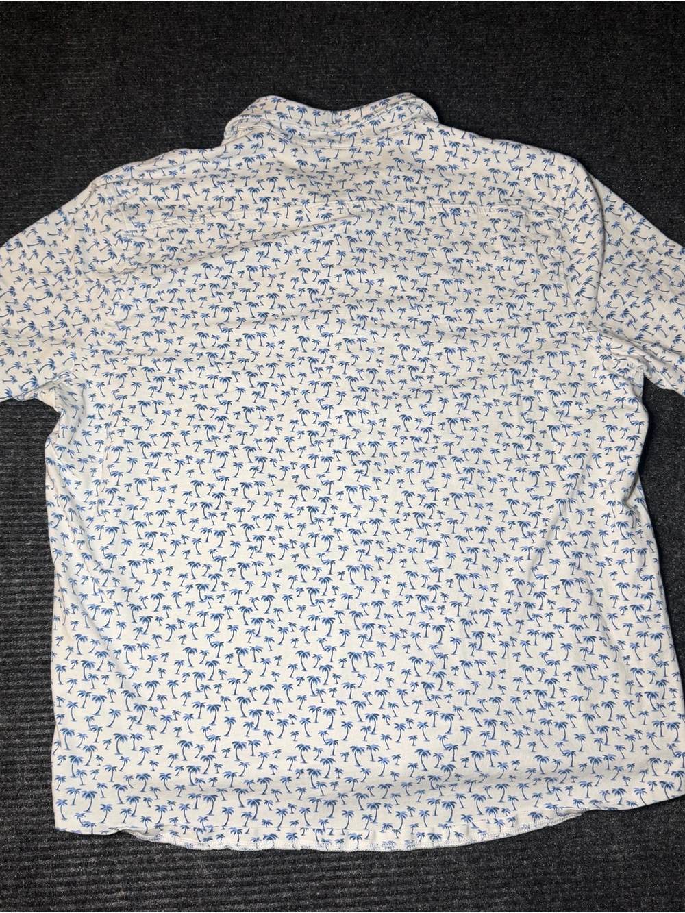 Tailor Vintage Men's White Button-Up short sleeve Shirt with Blue Palm Print - Picture 5 of 7
